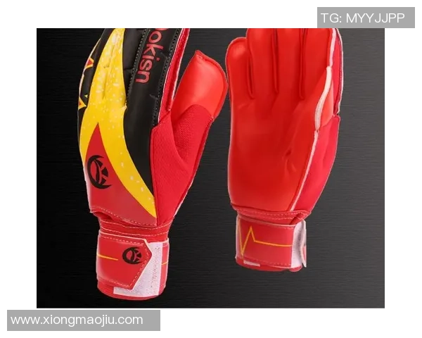 足球门将手环设计创新突破守门员装备新潮流助力比赛表现提升